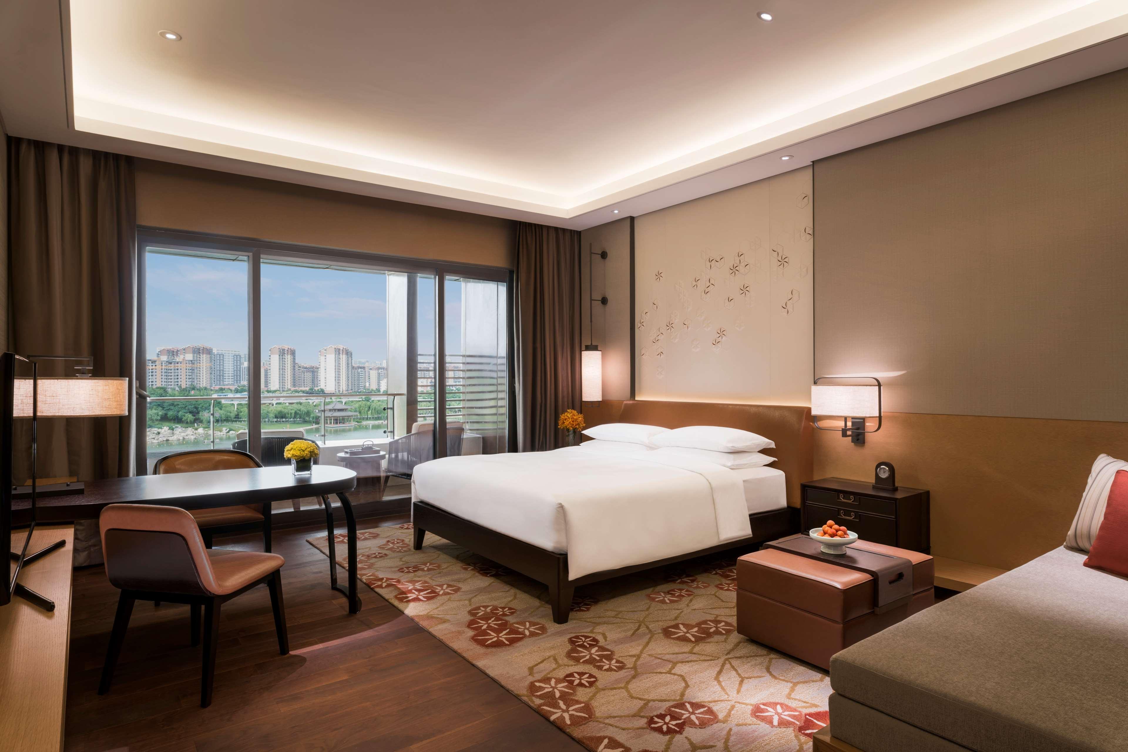Отель Hyatt Regency Xi'An Сиань Экстерьер фото