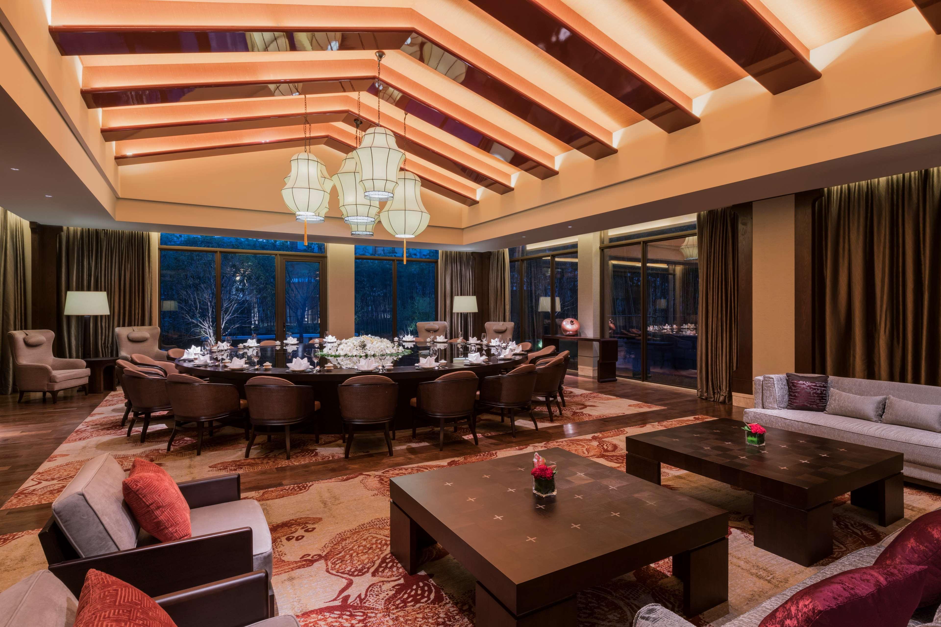 Отель Hyatt Regency Xi'An Сиань Экстерьер фото